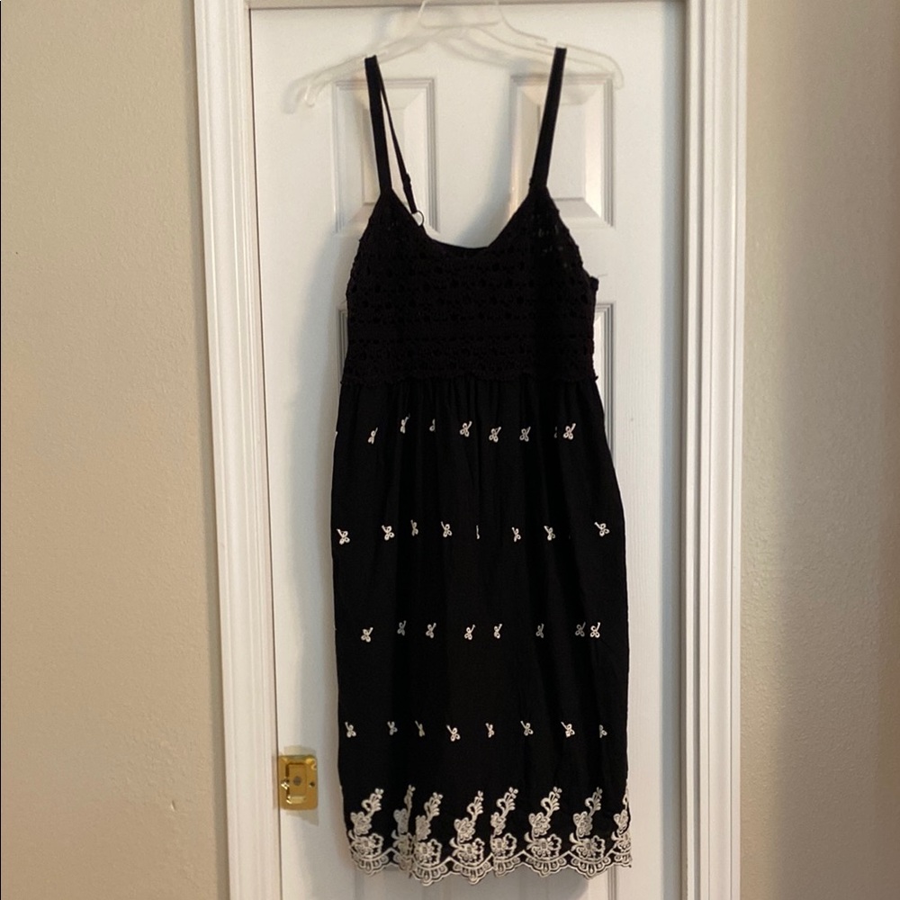 Size 20 Lane Bryant Black and White Midi cotton embroidered Sundress
